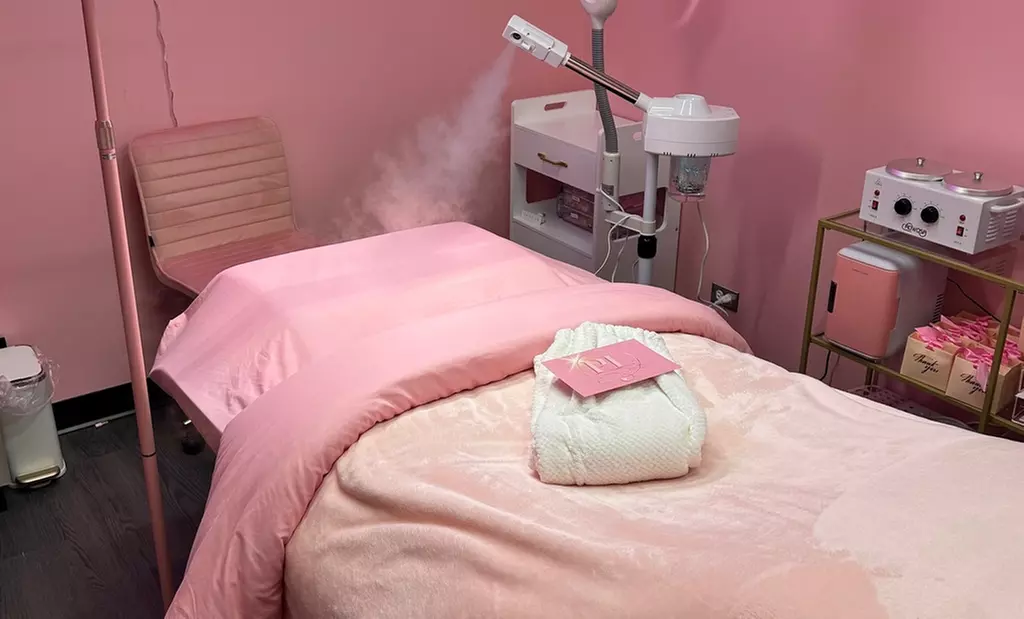 Wake Up Ready: Brow Tinting, Lamination + Optional Wax
