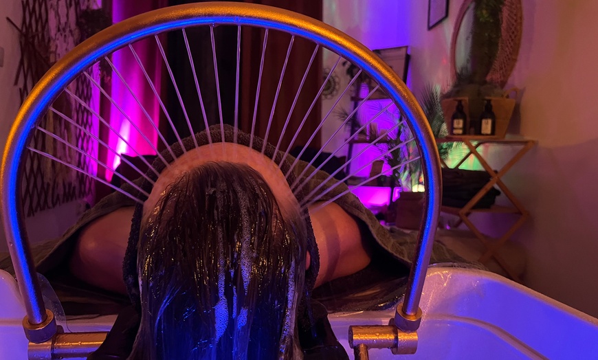 Image 4: Jusqu'à 22% de remise sur Soins du cuir chevelu chez Head Spa Sorgues La clé de la relaxation