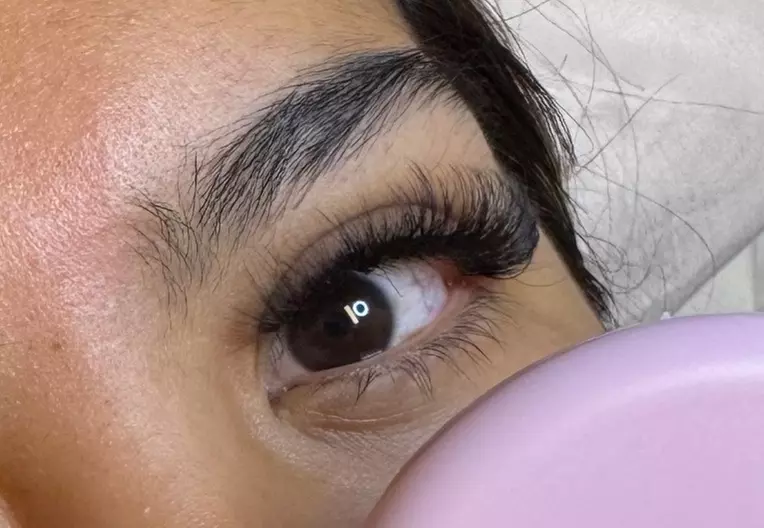 Get Classic, Hybrid, or Volume Lash Extensions