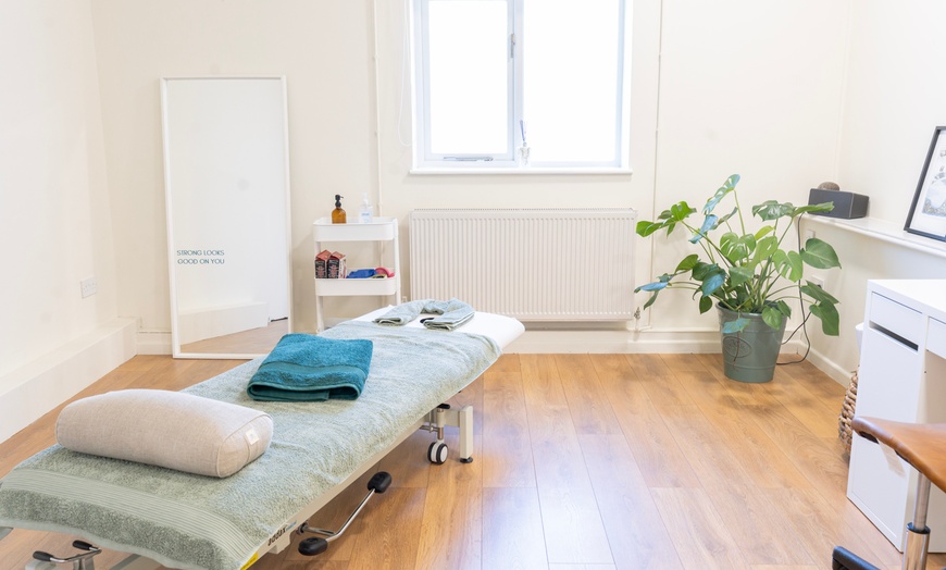 Image 7: 1 Hour Acupuncture Appointment with Consultation and Treatment 