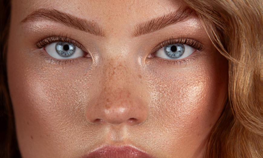 Image 2: Rehaussement cils et browlift à l'institut Lisa Mendes 