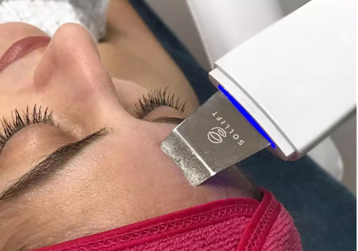 1 or 2 Ultrasonic Deep Cleanings w/ Scalp Massage & Hydrojelly Masque