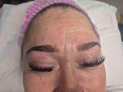 One Semi-Permanent lip blush Session - AURA Aesthetics