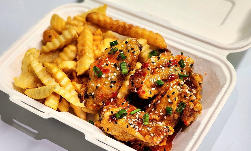 Image 5: 1 Entree Feed for 10, 25 or 50 Guests