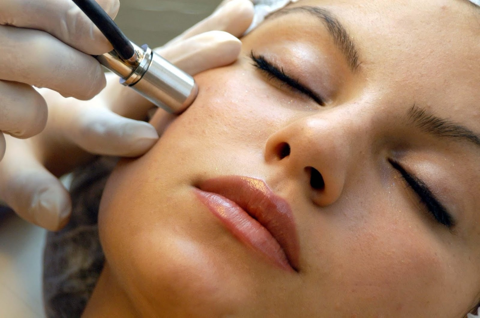 Get One,Two or Three All-in -one Facial