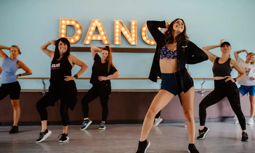 Dance Fitness Online Tutorials – Boost Confidence Anywhere