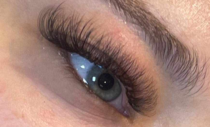 Image 1: Up to 49% Off on Eyelash Extensions at Glow & Grow Beautique