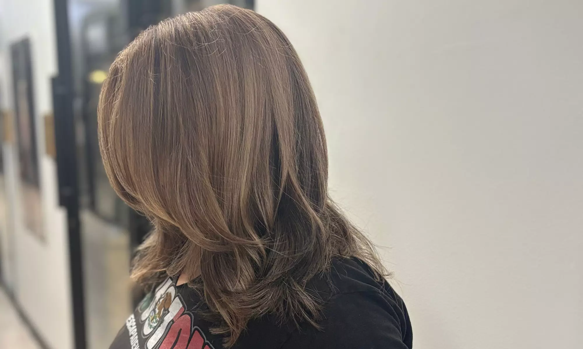 Transform Your Look with a Woman's Haircut, Color, Style