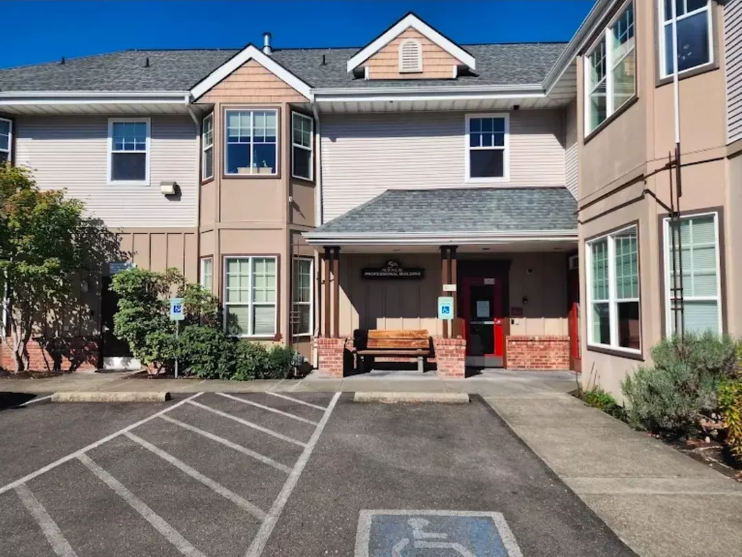 Relax with 60, 90, or 120 Minutes Relaxation Massage