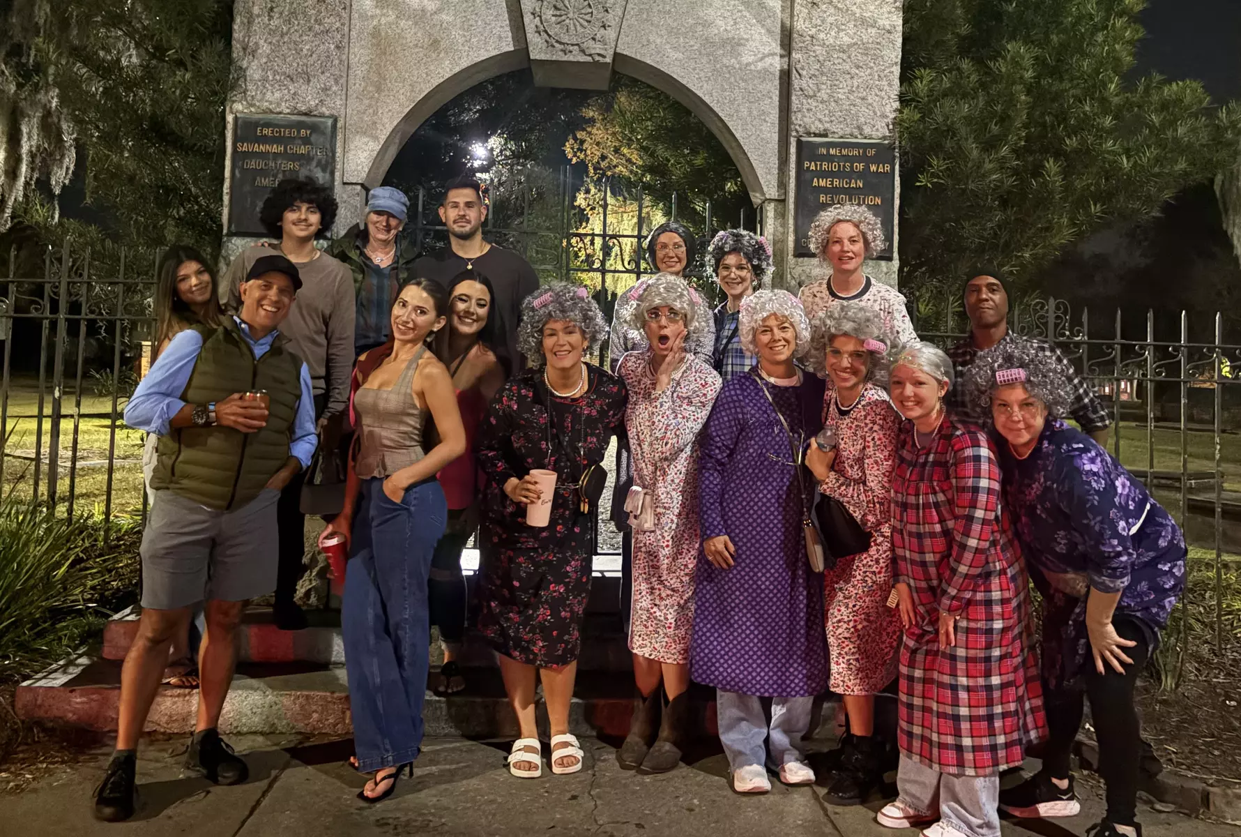 90-Minute Haunted History Walking Tour - Savannah