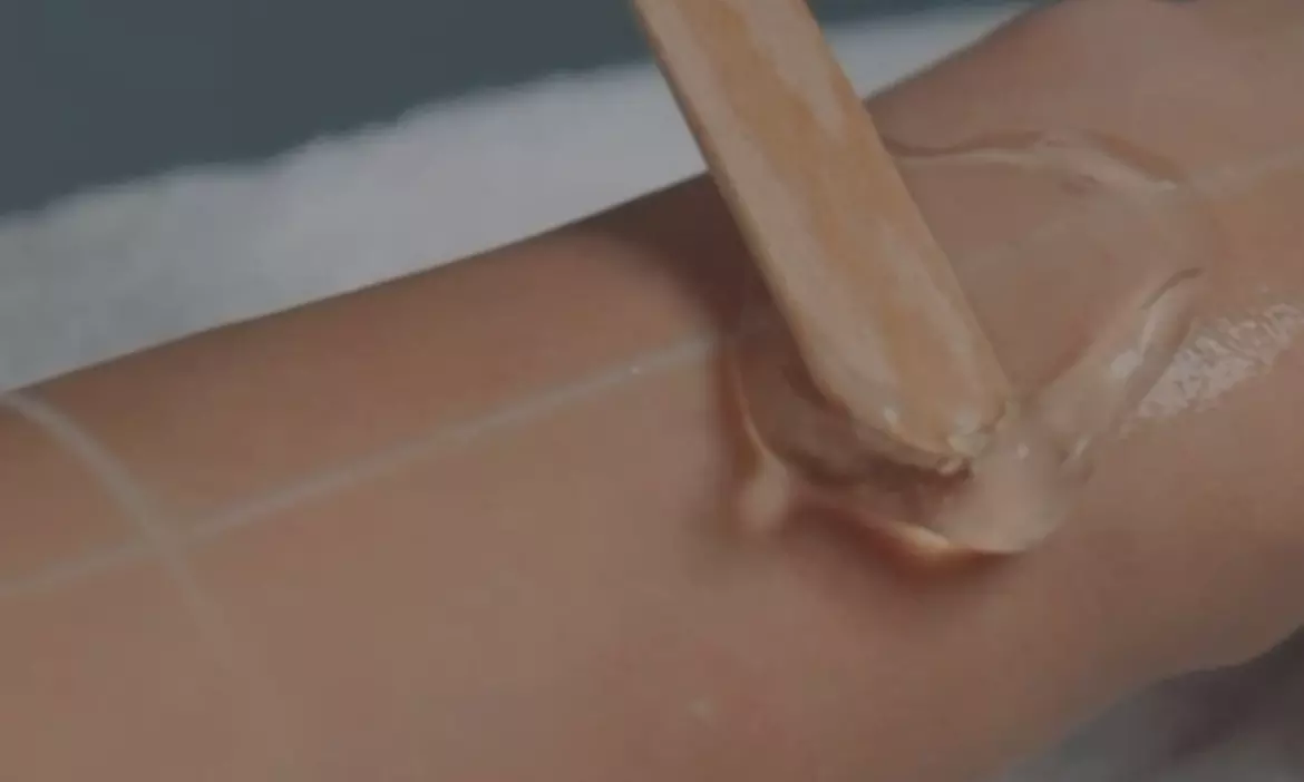 Diodenlaser-Haarentfernung für Achseln, Intimbereich od. ganzen Körper