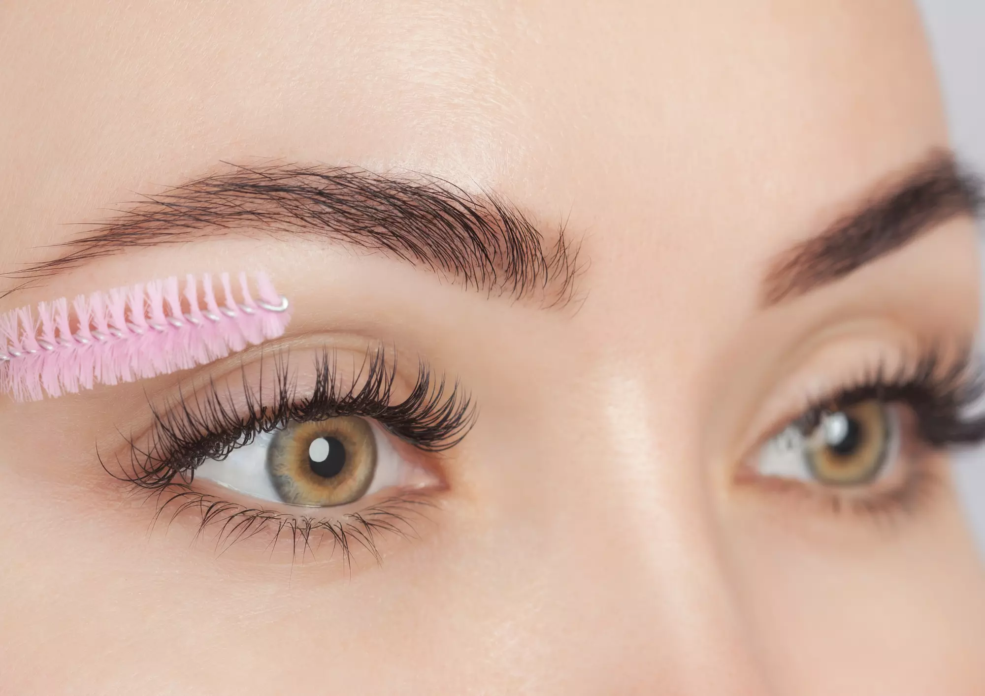 Classic, Deluxe, Hybrid, Wispie, Volume, or Queen Eyelash Extensions