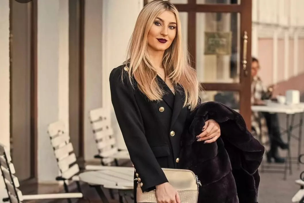 Rapidly Hide Your Apron Belly & Fupa From Being The Main Focus