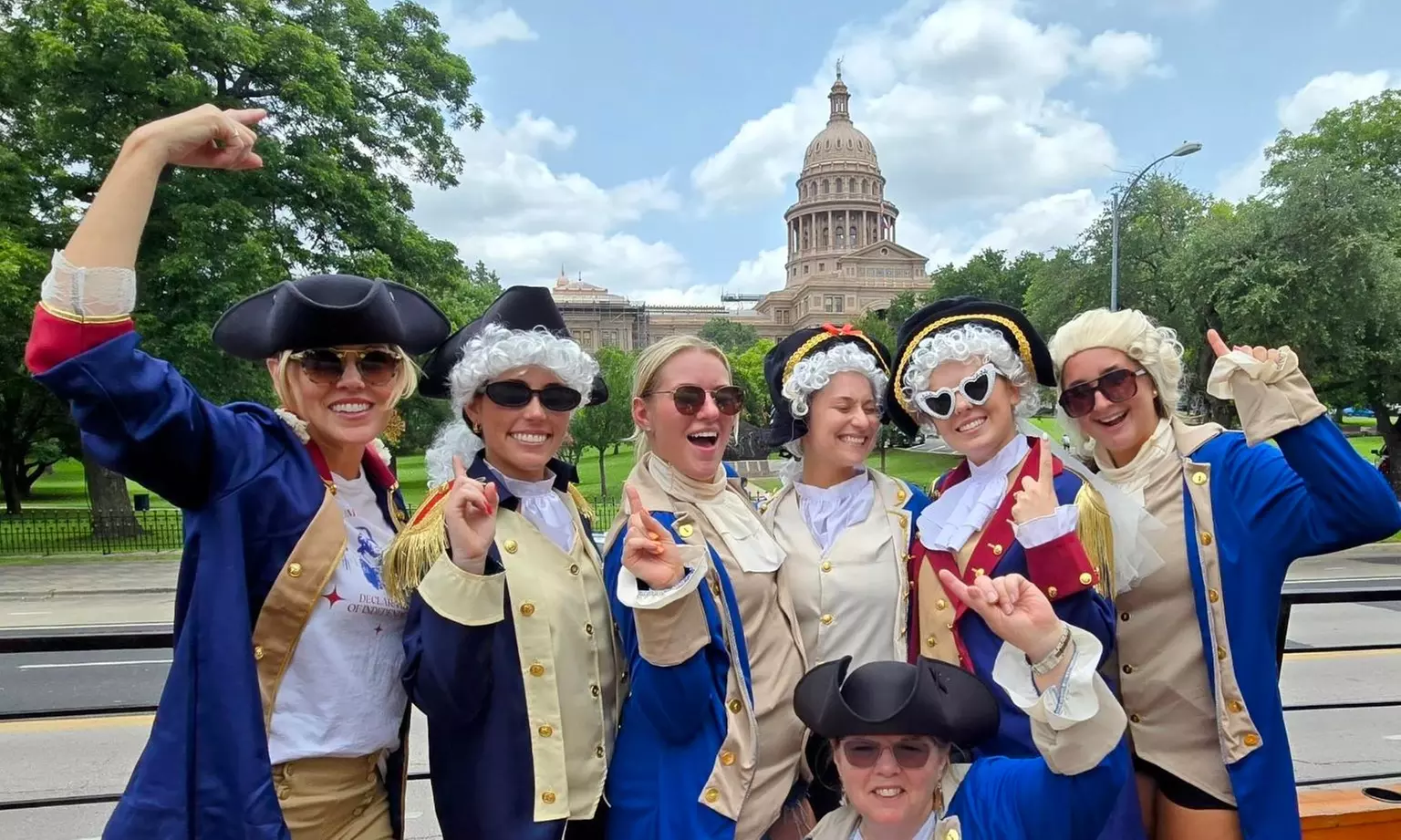 Up to 25% Off on Bus Tour at Tide Up Rentals