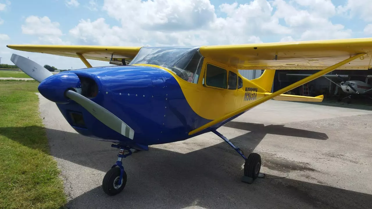 Experience thrilling discovery flights for solo, duo or trio adventures