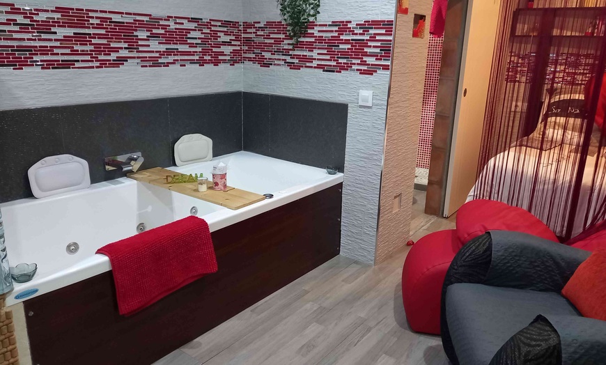 Image 3: Hasta 40% de dto. en Alquiler de habitaciones - Sin pernoctación - Parejas en Sebastian Casillas Lara