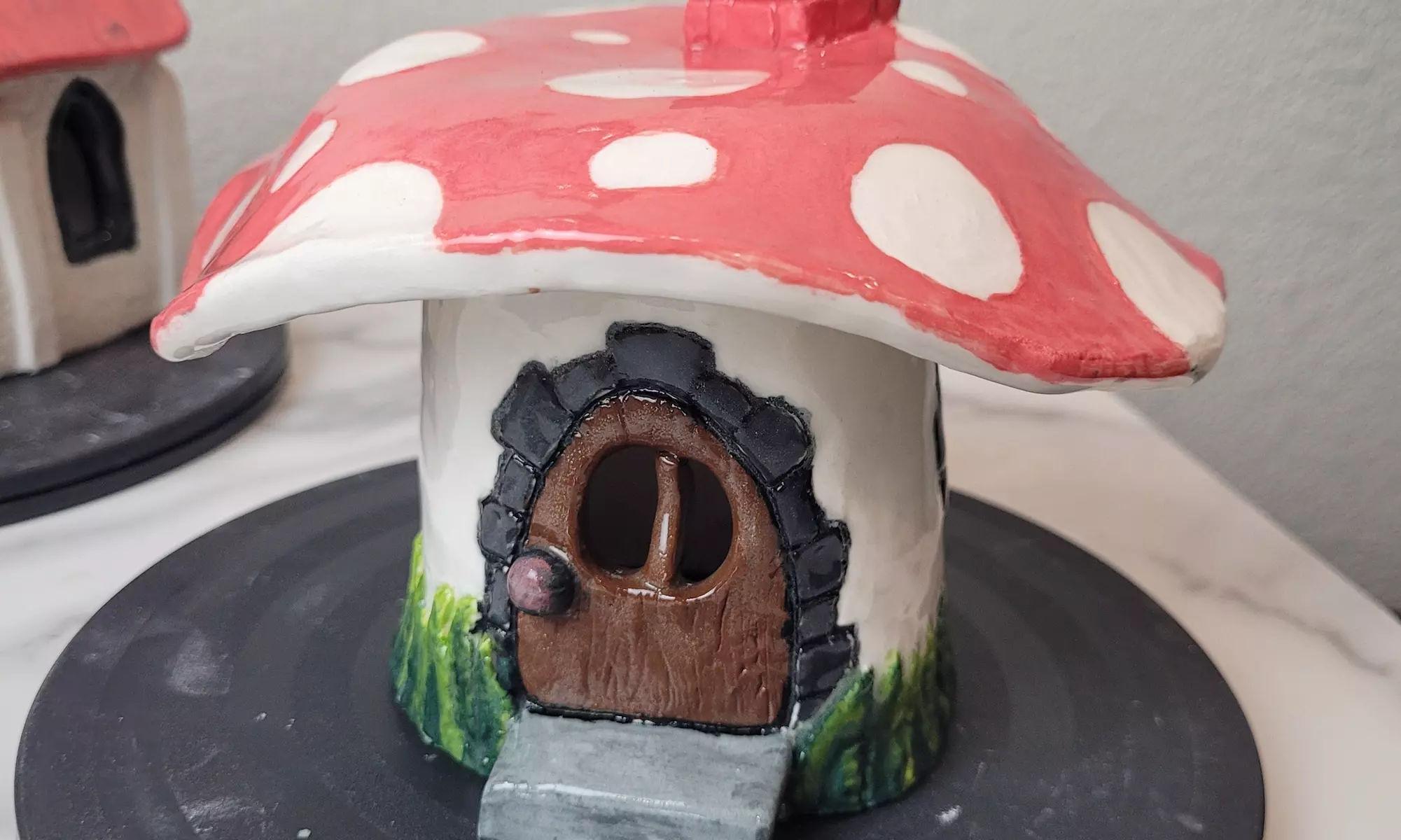 Create Together in a Pottery Class for Two