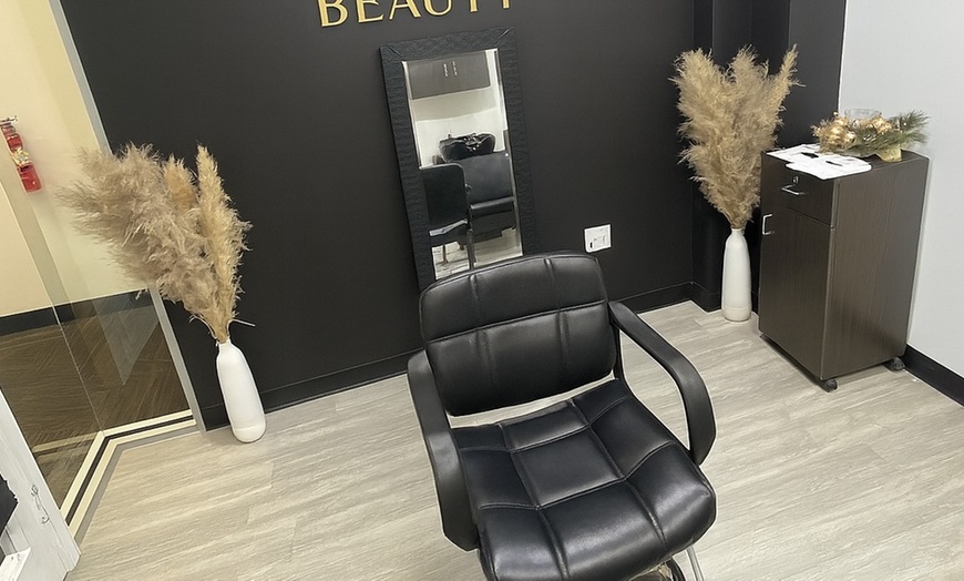 Image 4: Style with Quick Weave, Traditional Sew-in, Microwefts, or K-Tip!