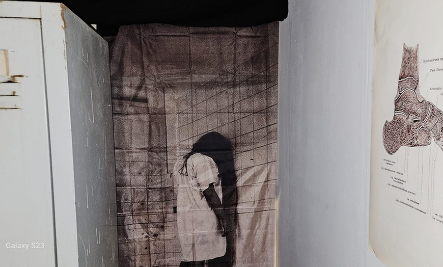 Image 10: Escape Room