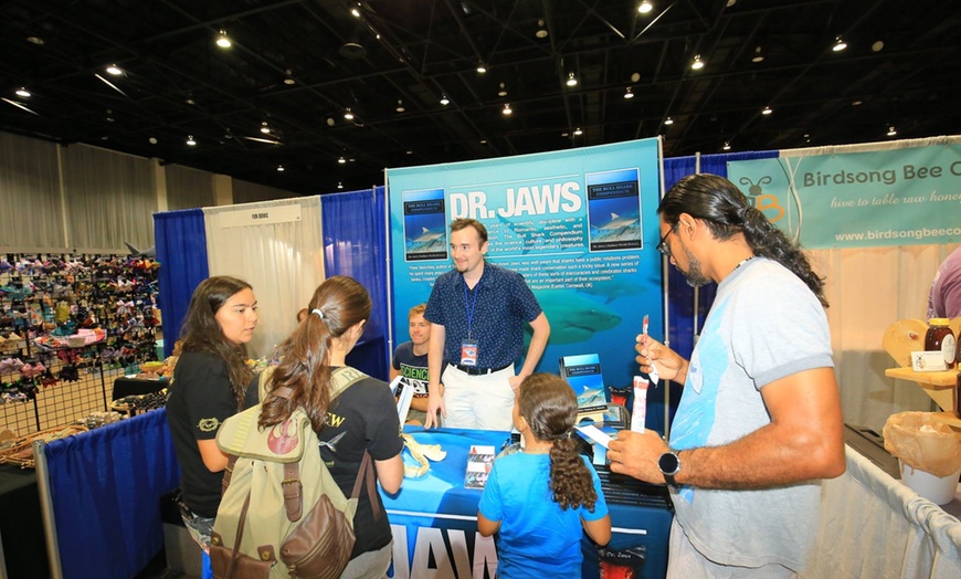 Image 6: Experience Single-Day Saturday/Sunday General-Admission Ticket for Adult/Child at Shark Con (Up to 42% Off)