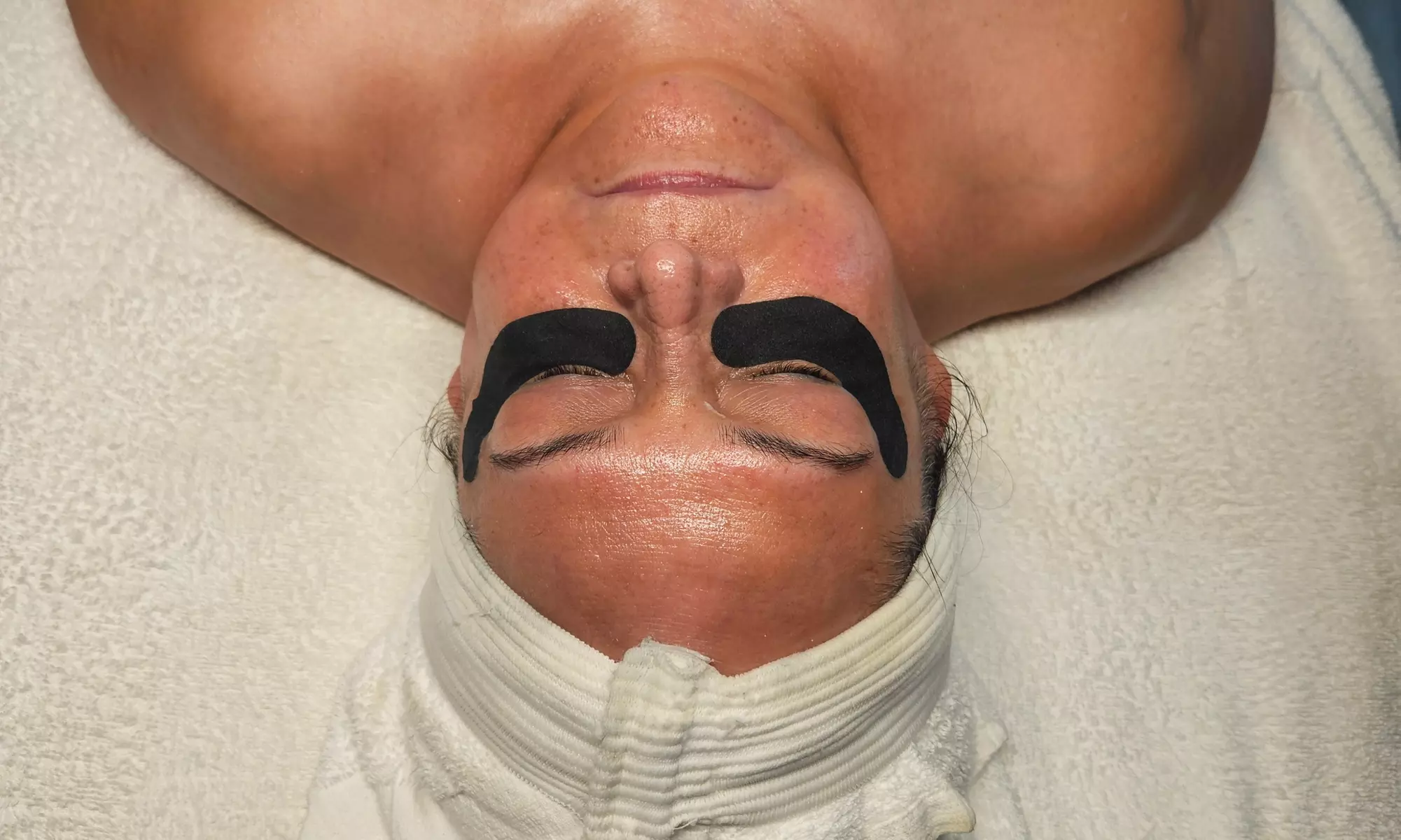 One, Three or Five 60-Min Customized or Dermaplane Facials