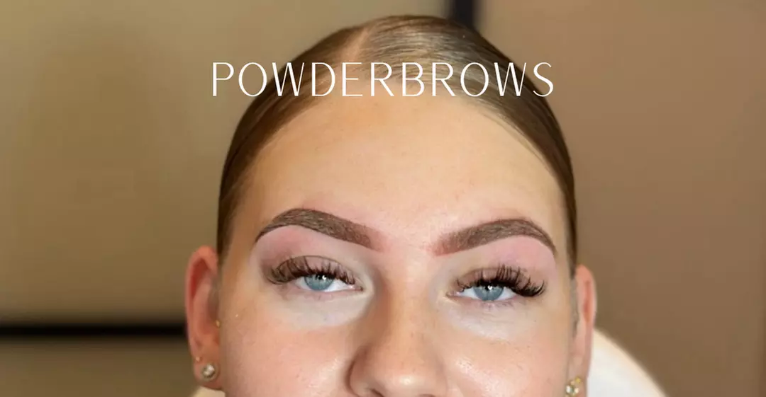 Je gezicht is je visitekaartje: kies uit powderbrows of lipbehandeling