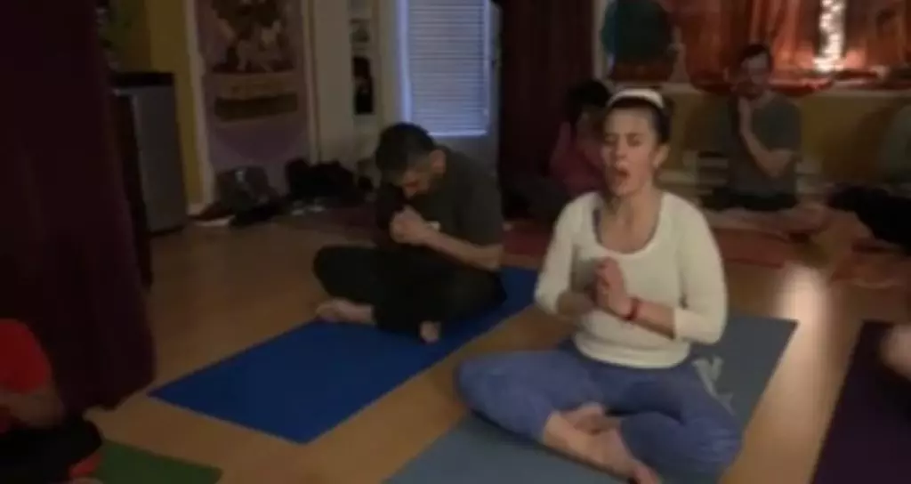 Kundalini Yoga Classes – Transformative Experience