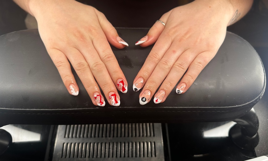 Image 5: Transform Your Nails w/1 Set of Gel-X/Polish Removal (Gel-X / Acrylic)
