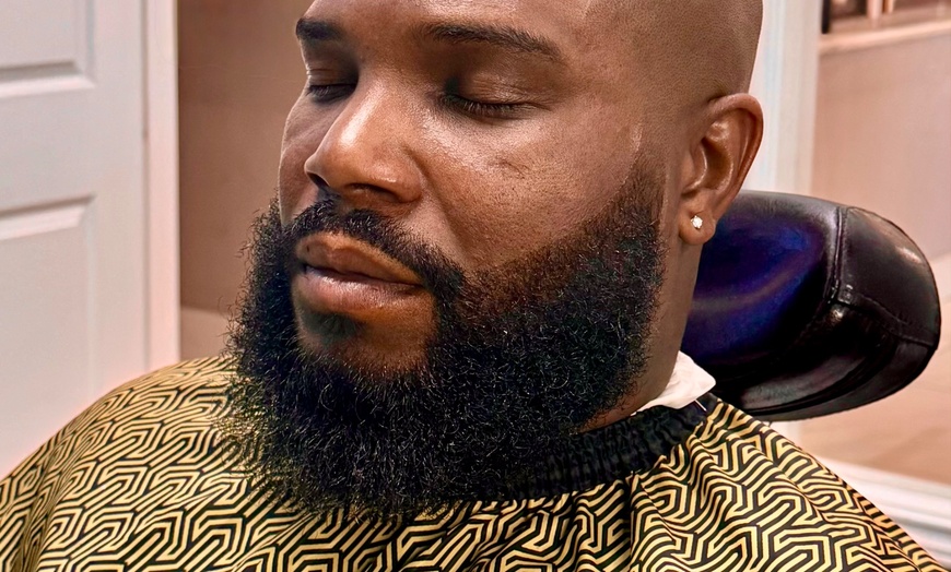 Image 6: Refined Men's Haircuts & Grooming for a Fresh New Look