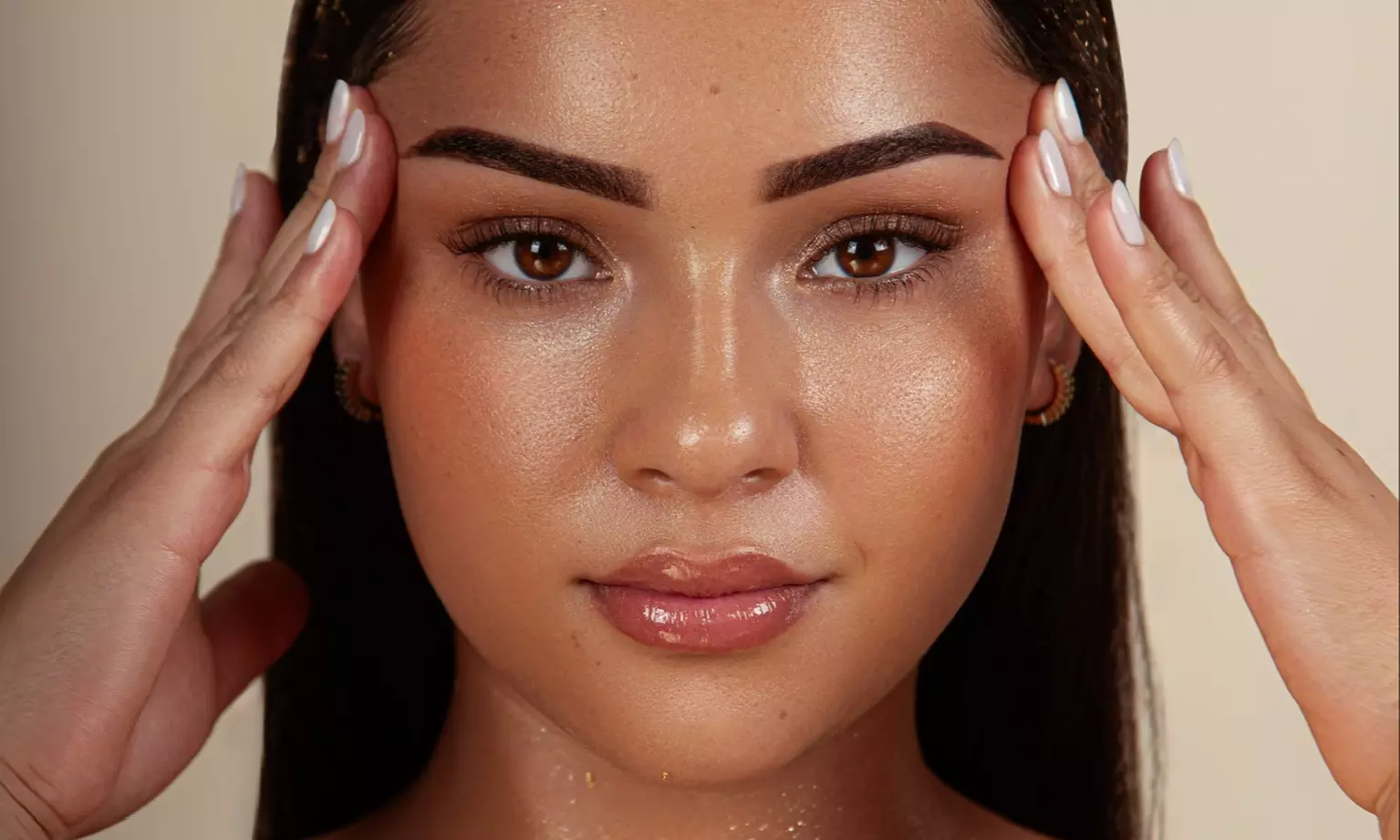 Rehaussement cils et browlift à l'institut Lisa Mendes