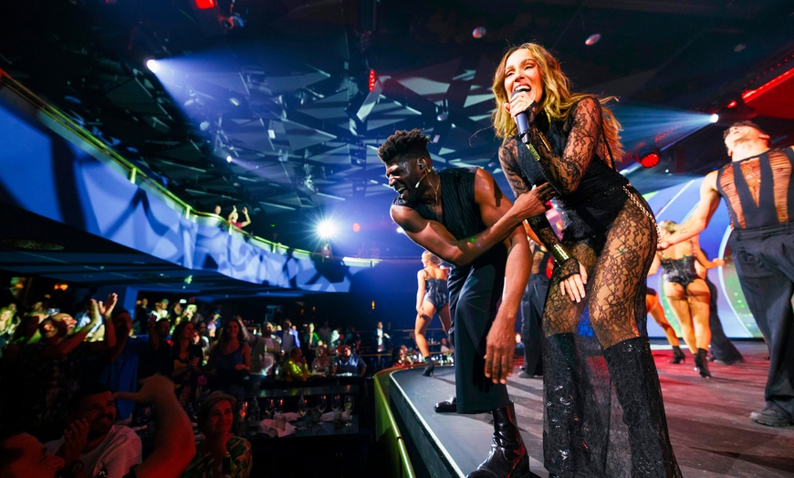 Image 9: Entrada al Scala Show con copa de cava y opción a cena para 1 o 2