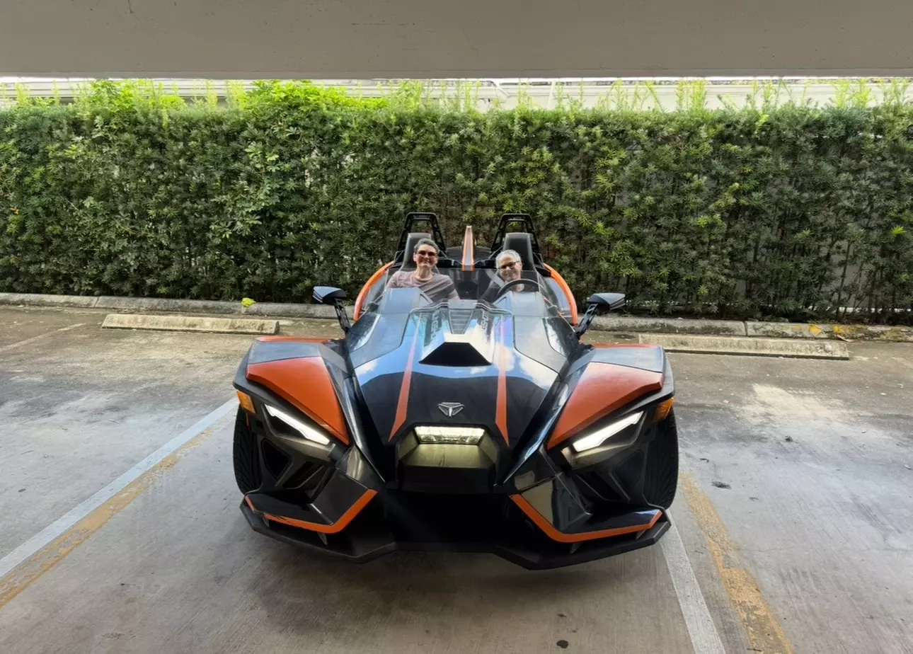 Slingshot Rentals: Thrilling Road Adventures