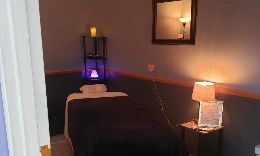 Image 2: Unwind with a 60 or 90-Minute Swedish or Deep Tissue Massage