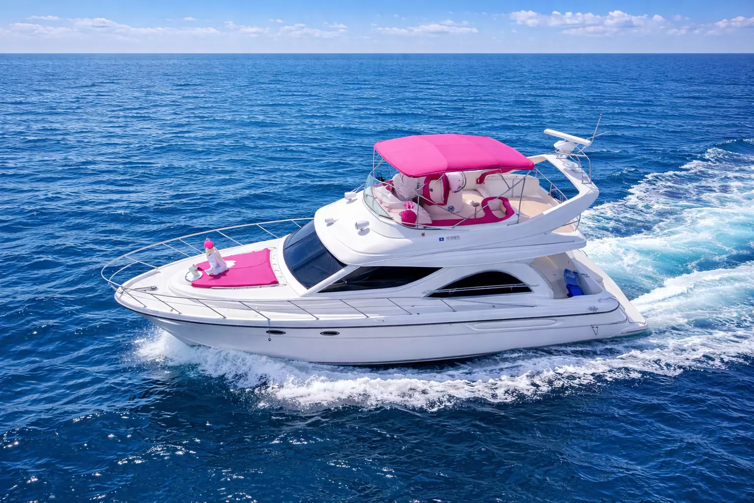 3, 4 Hours Yacht Rental, Charters of 4 Hours with Jet Skis and More