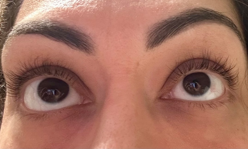 Image 3: Get One Eyelash Lift Treatment / Tinting and Lift Treatment