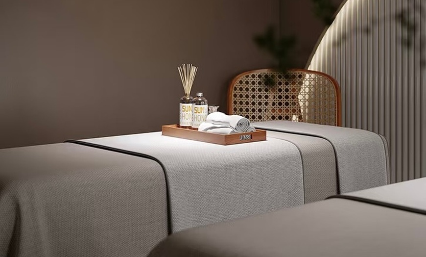 Image 1: 30-Min Full Body Massage w/Aromatherapy, Hot Stones, Hot Towel, & More