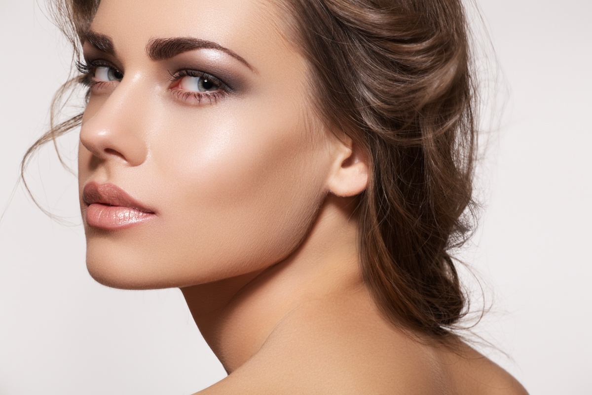 One Skin Tightening Face & Neck Radiofrequency Non-Surgical Facelift