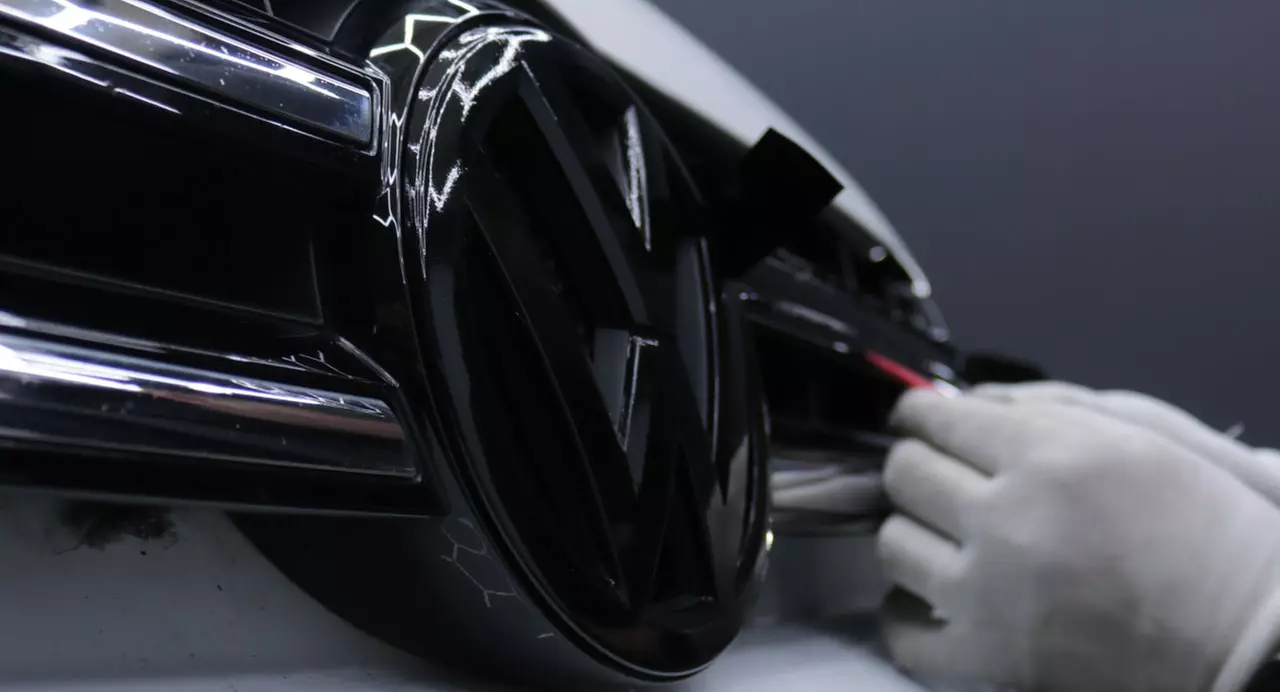 Up to 50% Off on Car Wrapping at iTint Glasgow