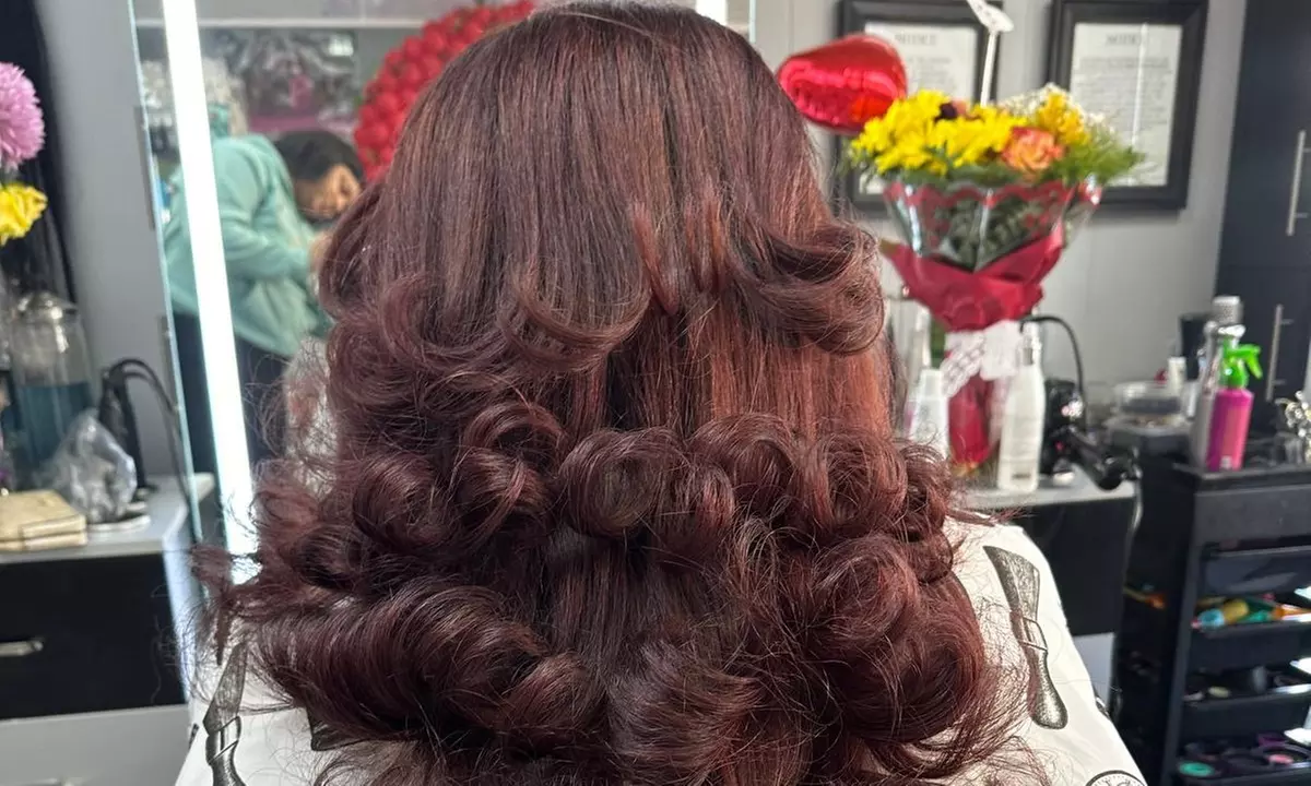 Haircut with Deep Conditioning with Partial or Full Highlights