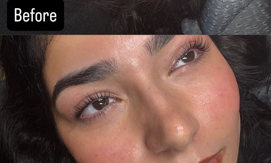 Image 2: Transform Your Look: One Eyelash Lift Treatment with Optional Tinting