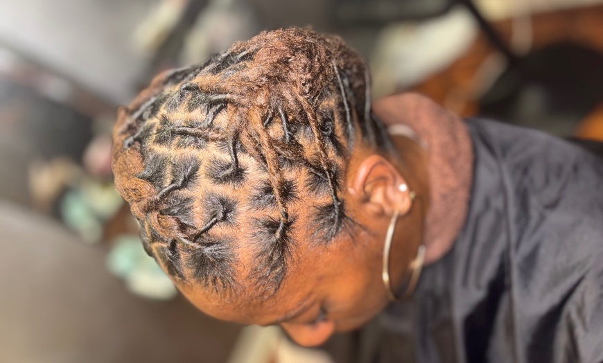 Image 4: Up to 10% Off on Salon - Hair Locking/Dreadlocks at Loc queen