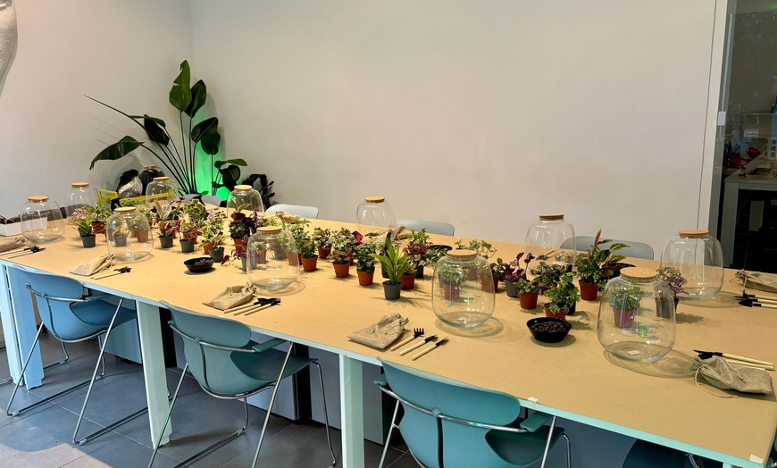 Image 2: Terrario personalizado con cerveza ilimitada para 1 o 2 personas