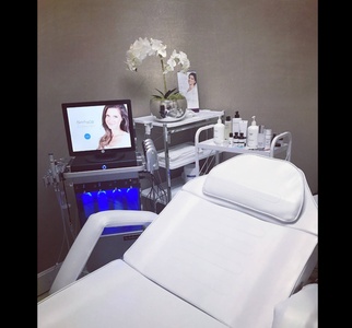 One Laser Genesis Treatment - Full Face - Olivo Med Spa