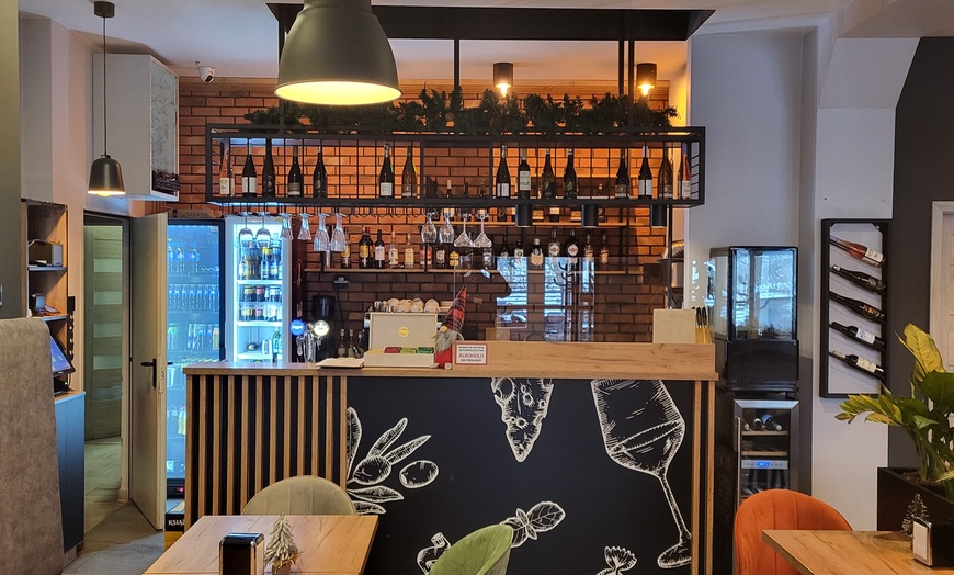 Image 2: Dowolne pizze z menu na miejscu lub na wynos