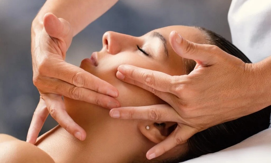 Image 3: Relax with 60 or 90-Min Swedish, Hot Stone, Relaxation Massage, & More
