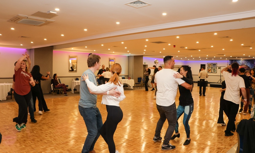 Image 5: Beginner's Salsa Four-Week Course for 1, 2 or 4 People at Havana Salsa