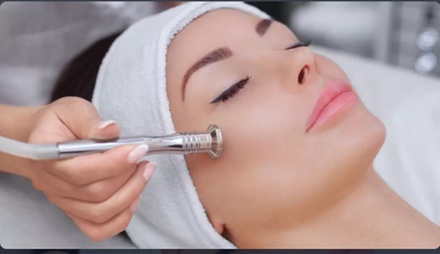 One Chemical Peel - Medium with Microdermabrasion Treatment - Ariava Brows And Beauty