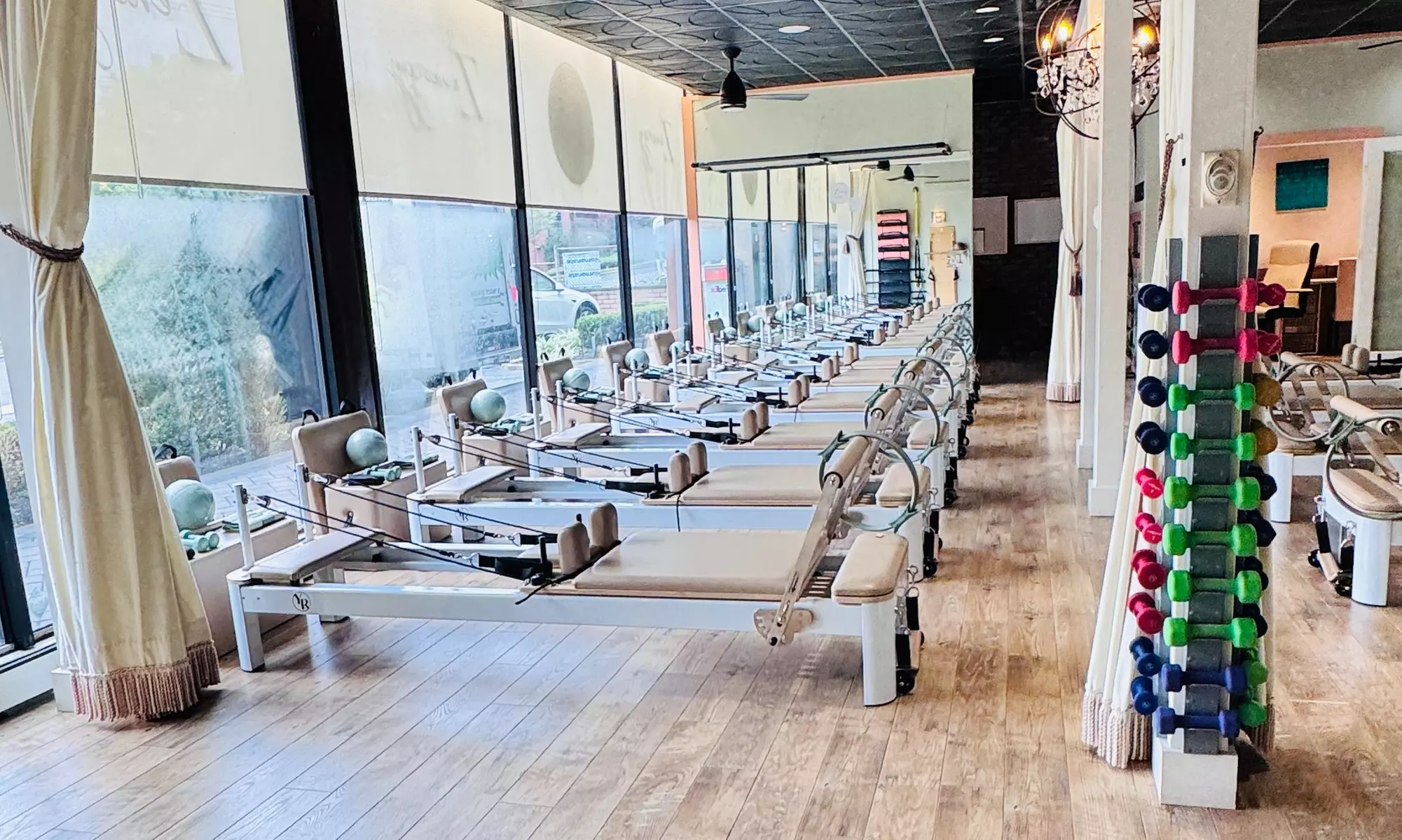 Choose between 3 or 5 Classes or 1 Month Limited Pilates Membership