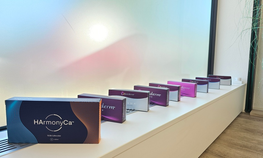 Image 4: Wertgutschein für Faltenglättung mit 10 / 20 Einheiten Botulinumtoxin
