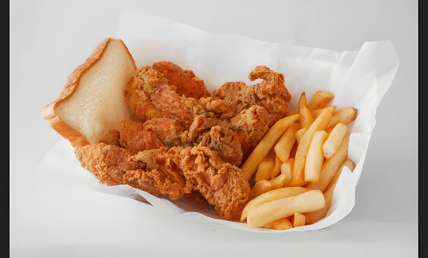 Image 3: Feast on Fried Chicken, Wings, and Fish Dinners in Burnham